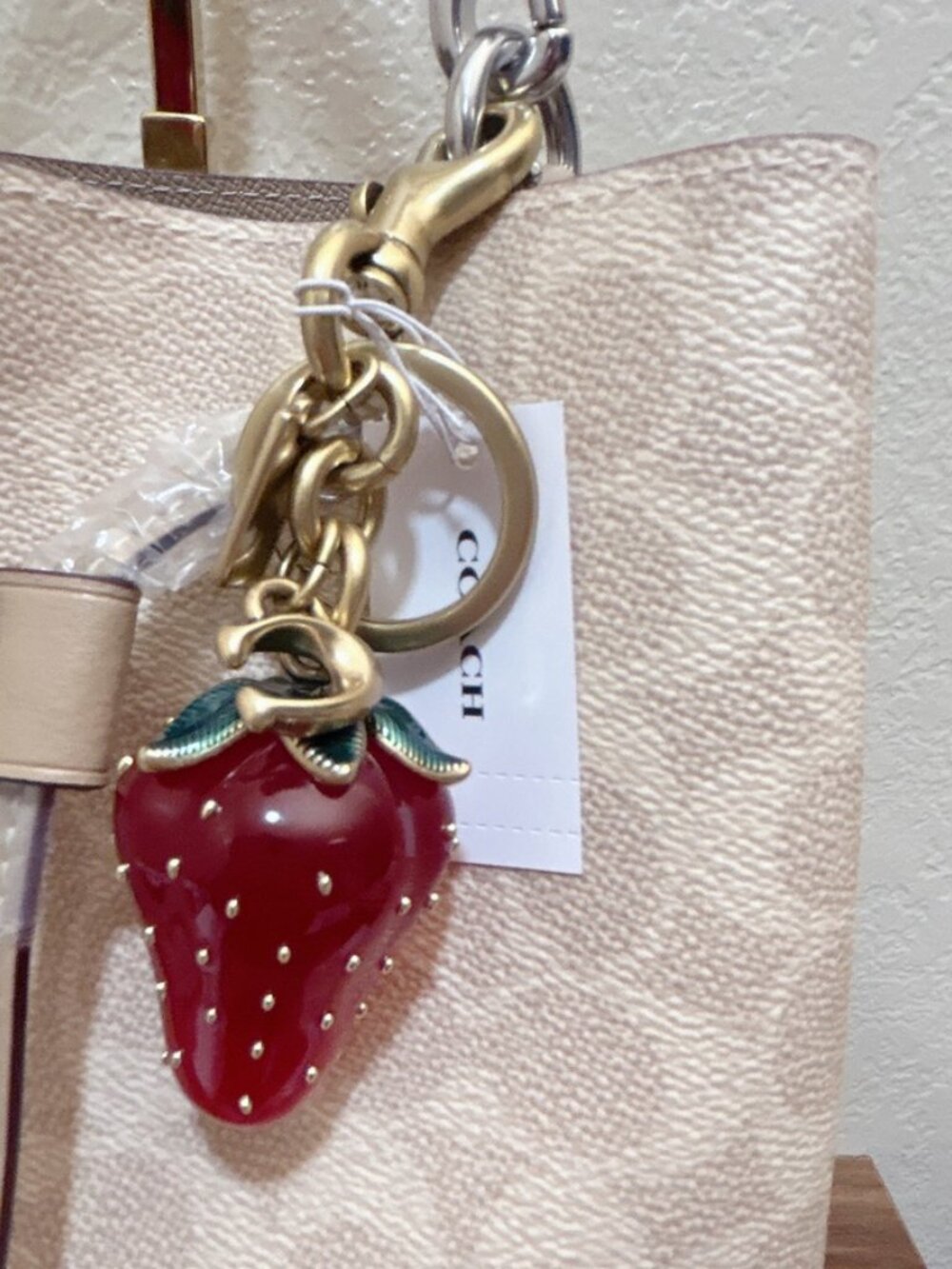 Coach Strawberry Purse Bag Charm NWT CAO50 - Picture 6 of 7